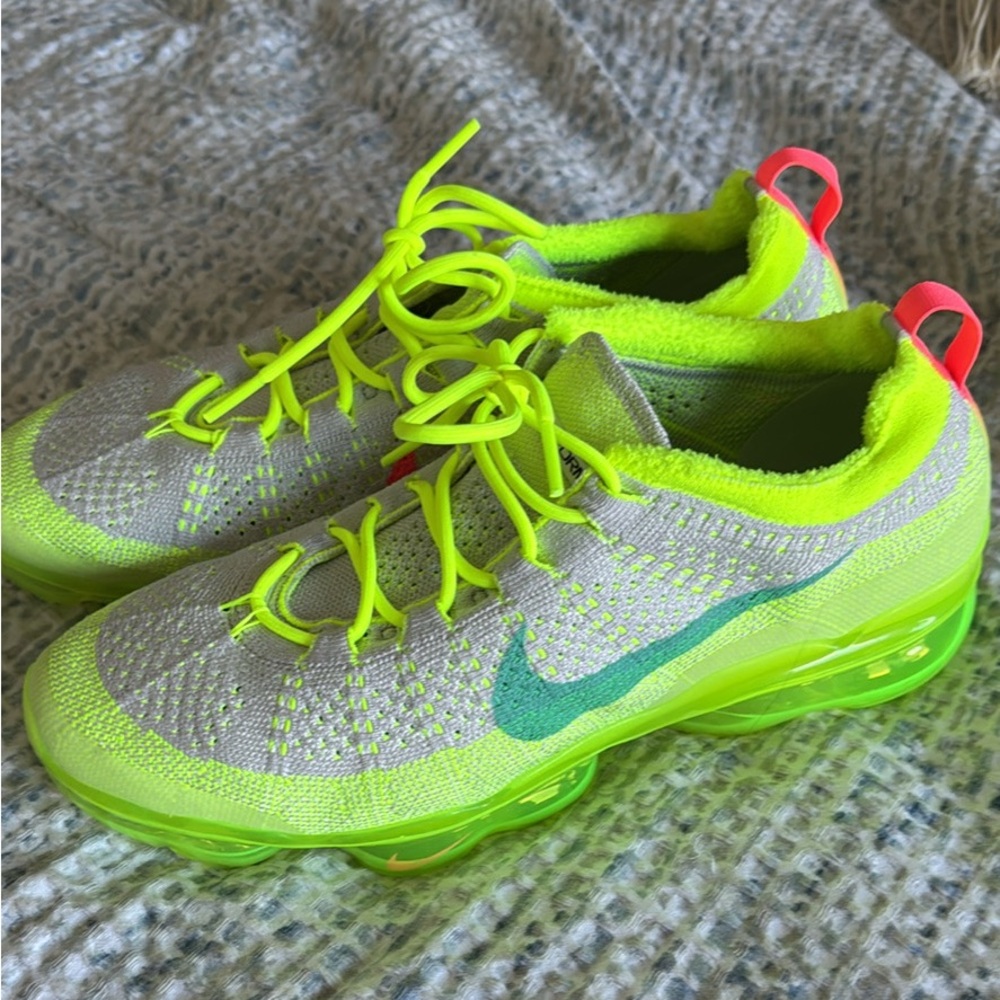 Men’s Nike Vapor Max size 10.5